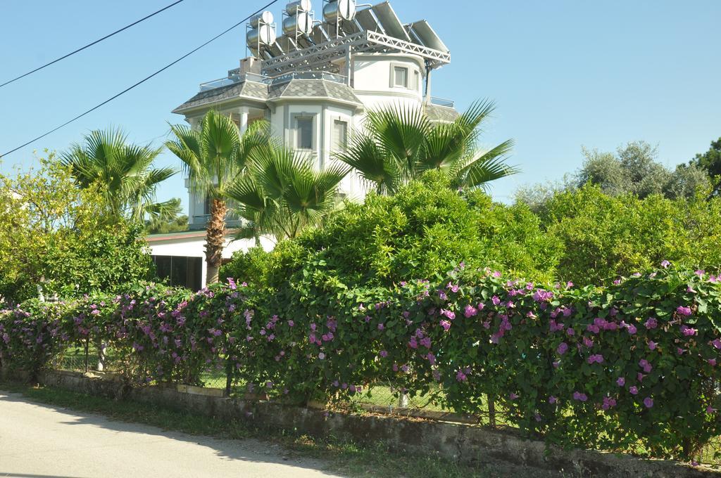 Green Garden Otel เกเมร์ ภายนอก รูปภาพ